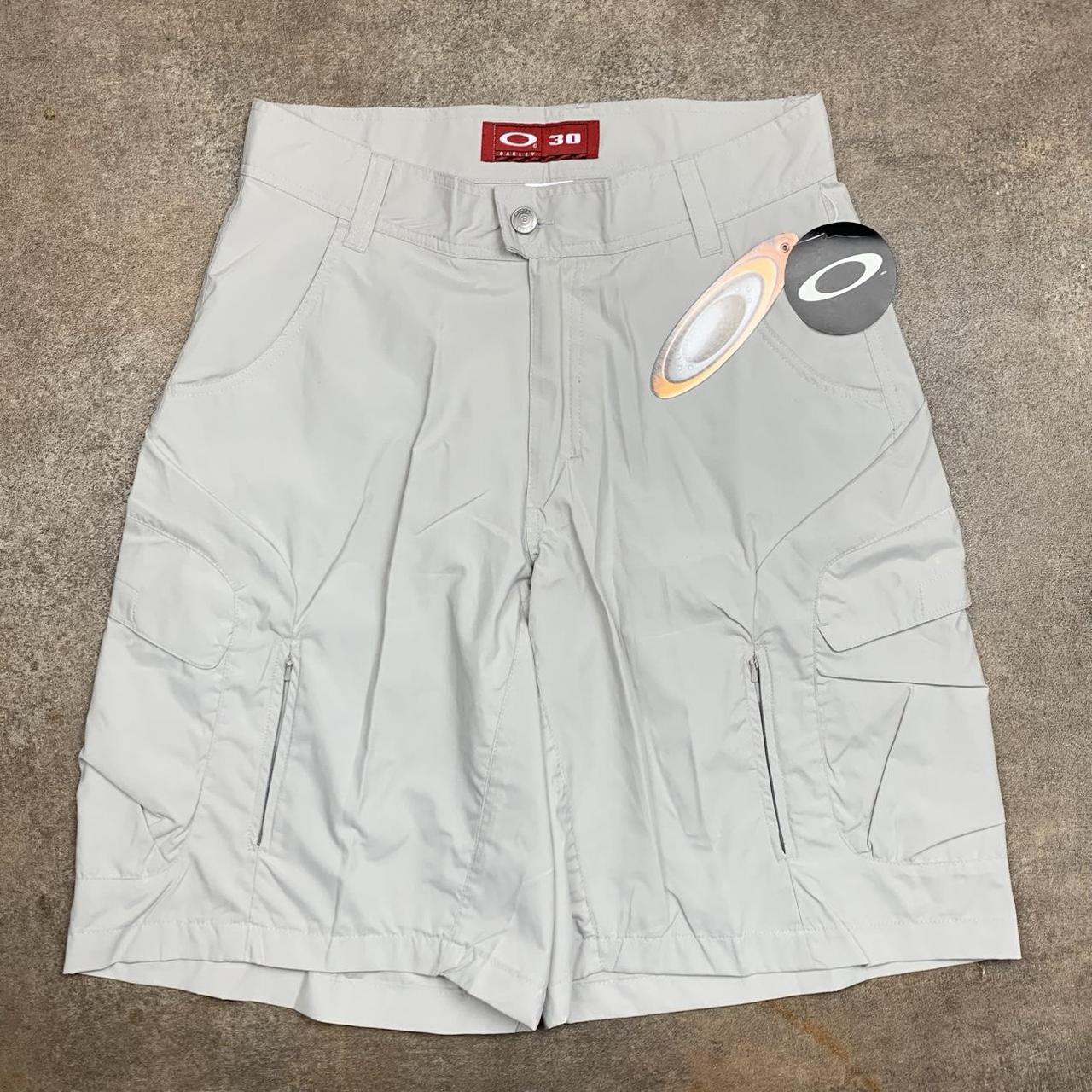 Oakley Software 00s white baggy cargo shorts