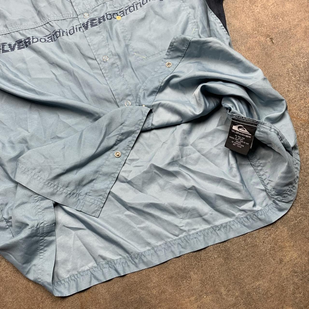 Quiksilver 90s graphic boxy blue button shirt