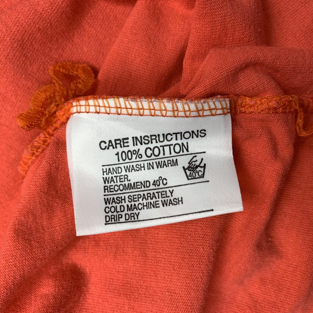 Mambo 1990 hot pink graphic tee