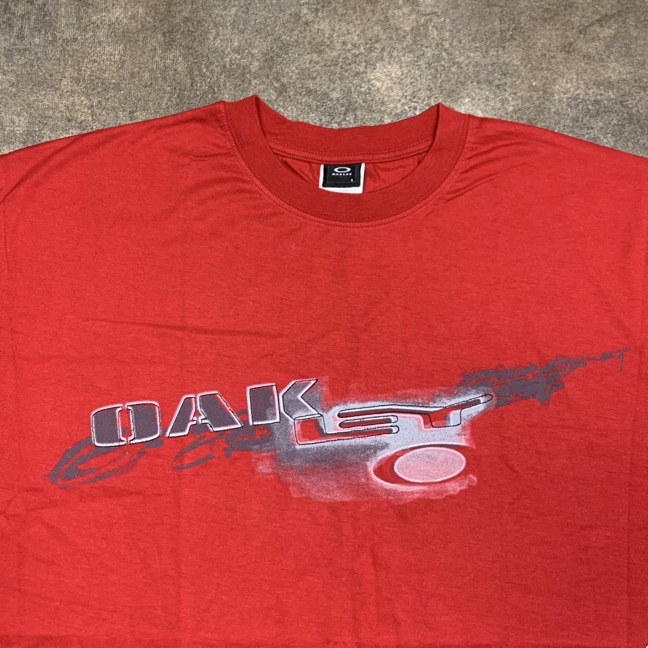 Oakley 00s red graphic boxy tee