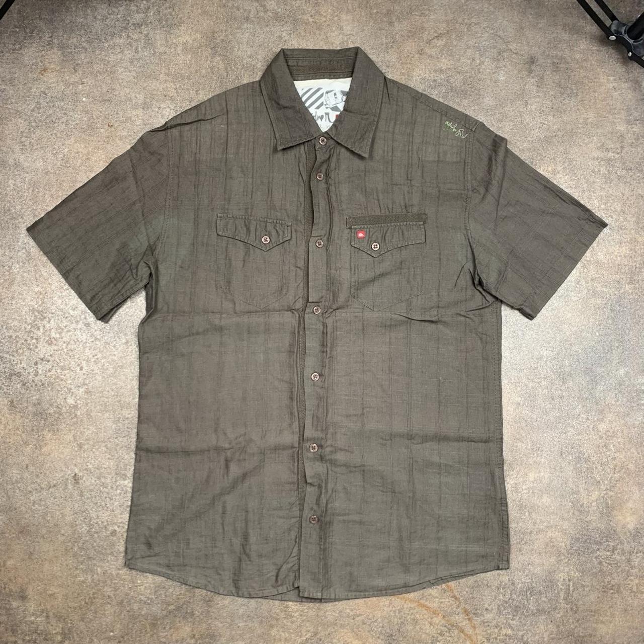 Quiksilver 00s brown green graphic shirt
