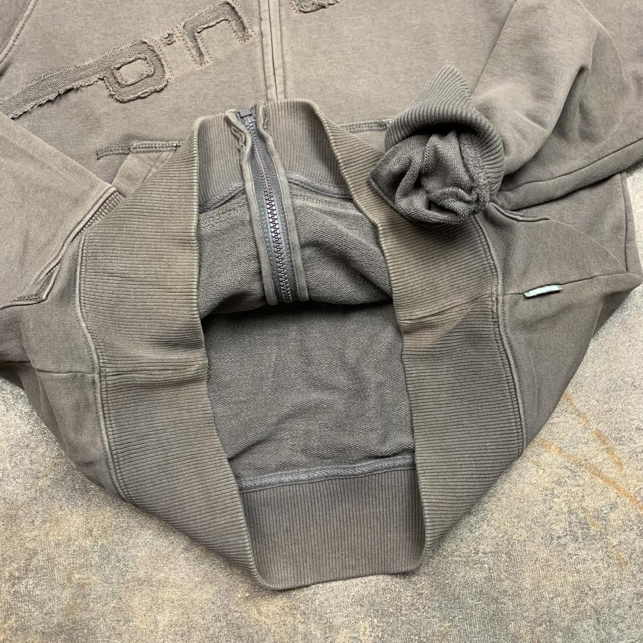 O'Neill 00s brown graphic boxy zip hoodie