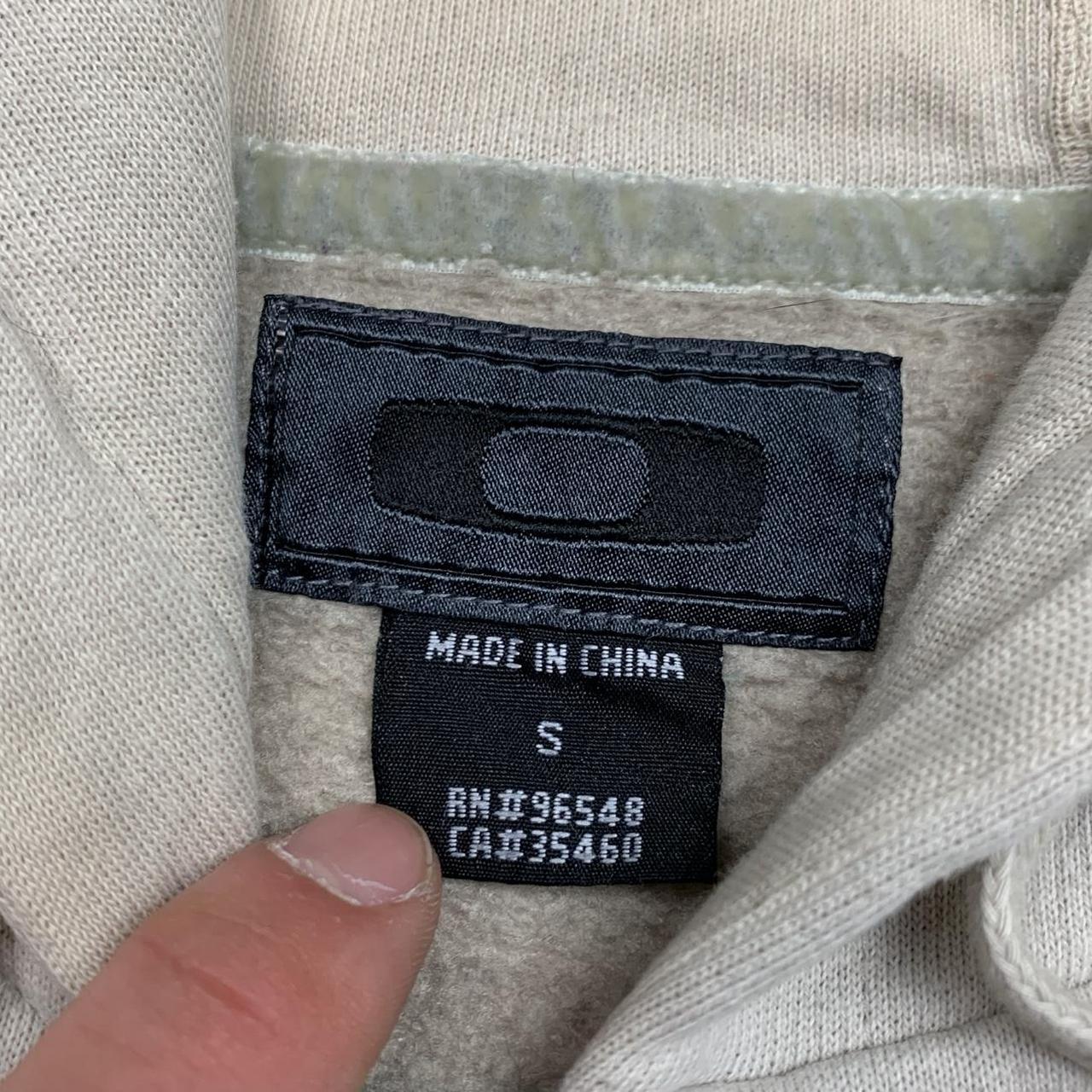 Oakley 00s cream graphic zip hoodie