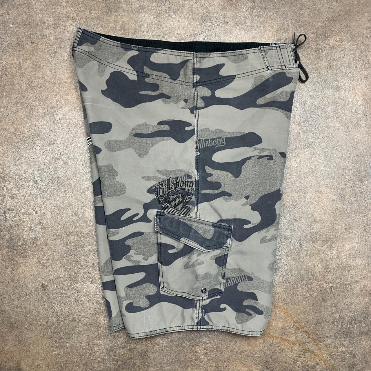Billabong 00s camo graphic boardshorts