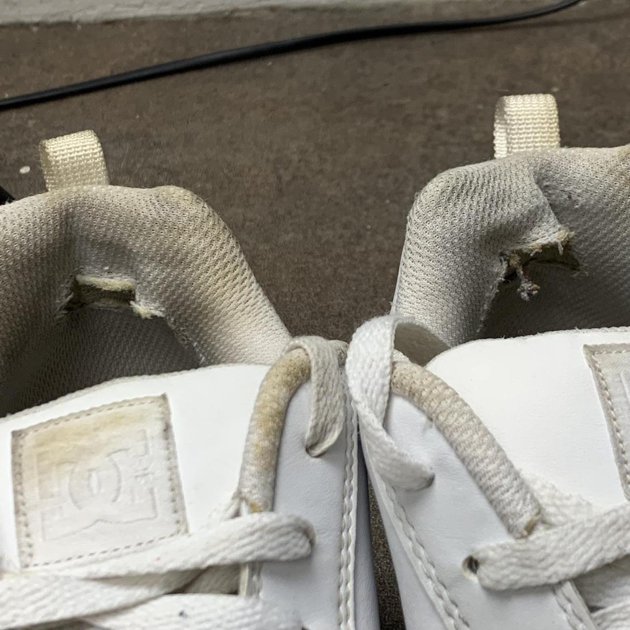 DC Shoes Court Graffik 00s white pink chunky trainers