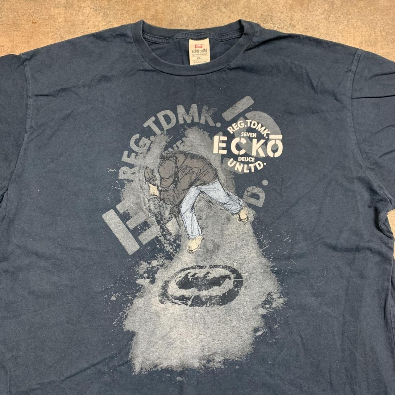 Ecko Unltd. 00s navy grey graphic tee