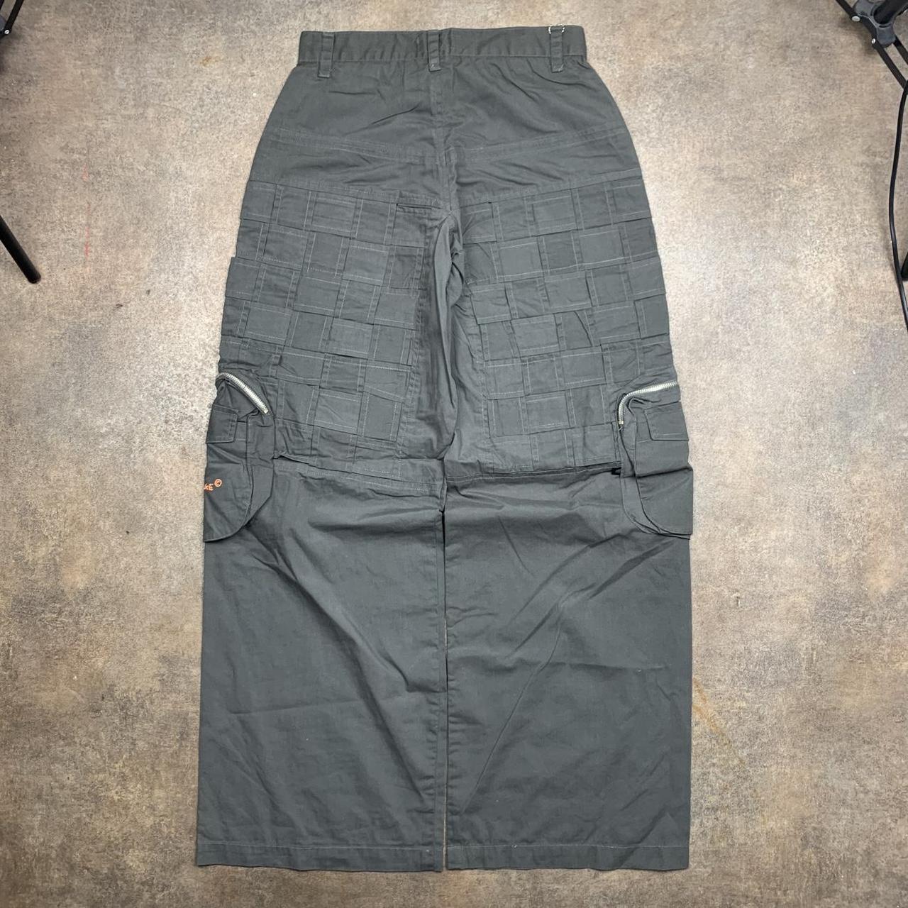 Criminal Damage 00s baggy grey graphic cargo jeans