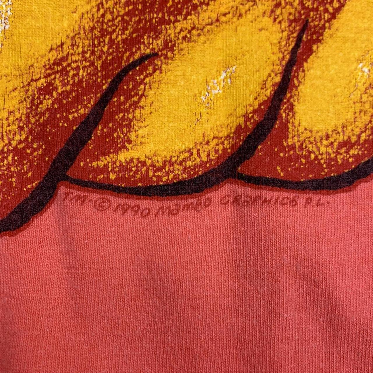 Mambo 1990 hot pink graphic tee