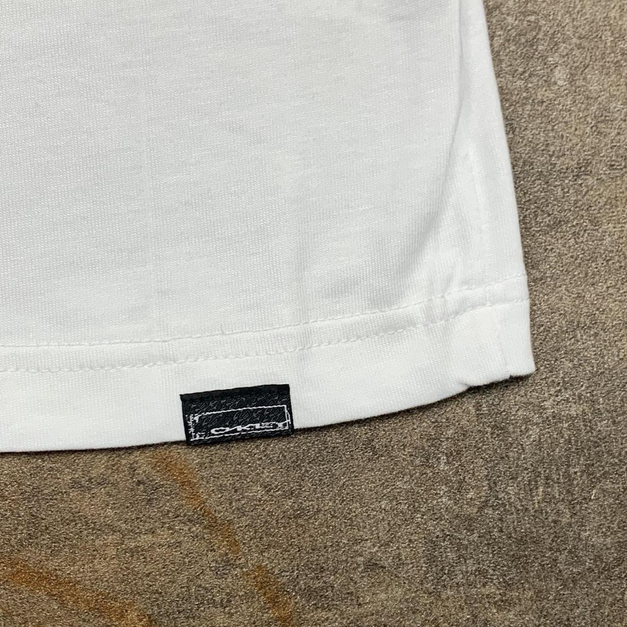 Oakley 00s white skull graphic tee