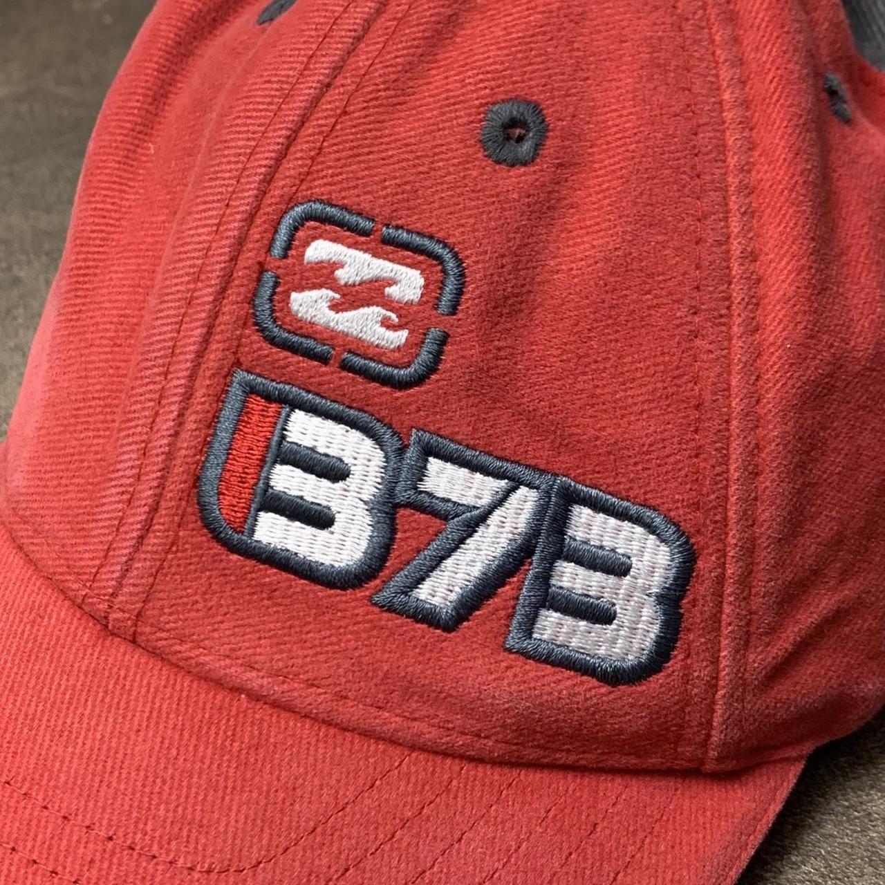 Billabong 00s red grey graphic cap