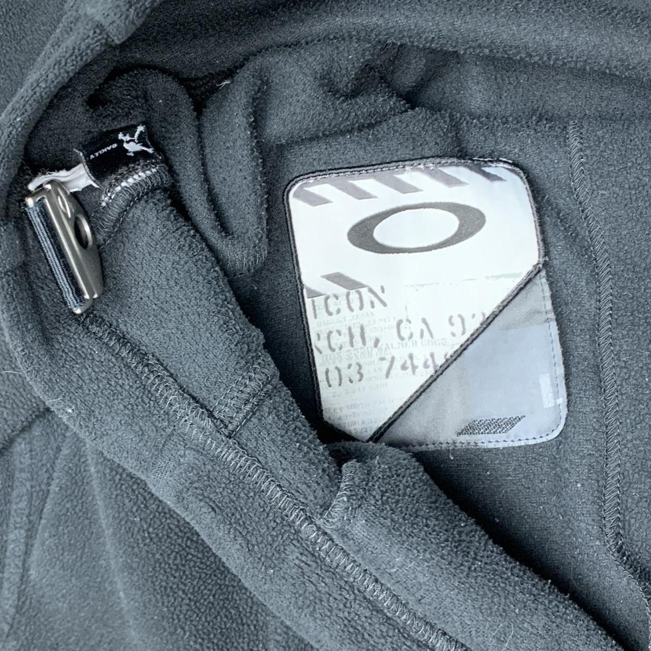 Oakley 00s black utilised fleece hoodie