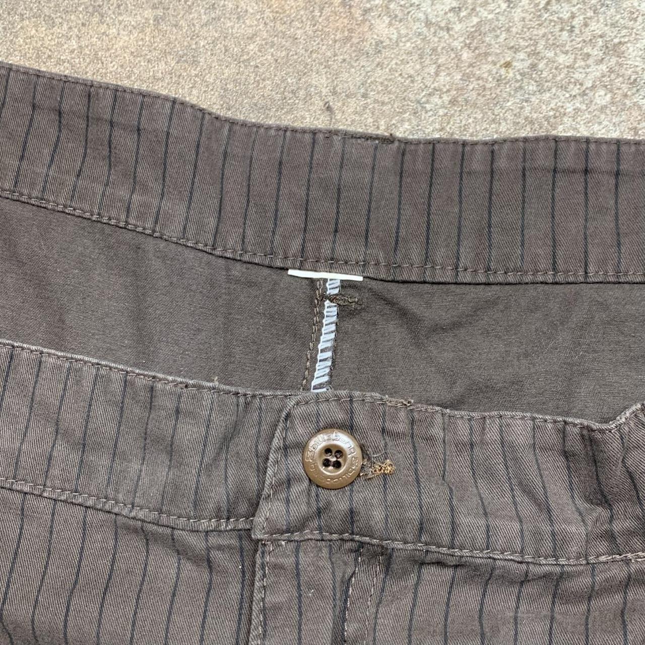 Billabong 00s brown striped graphic baggy shorts