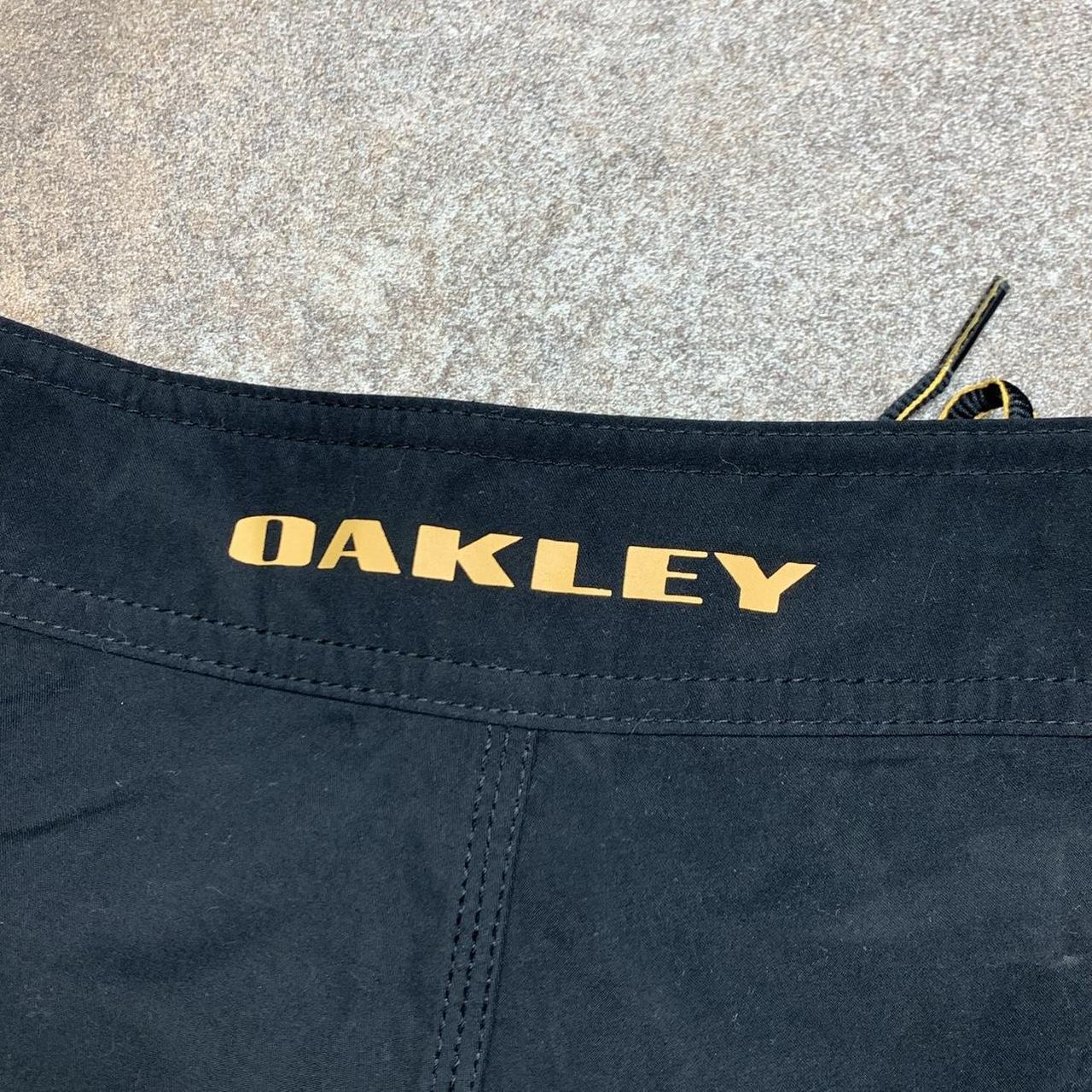 Oakley Software 00s black baggy boardshorts
