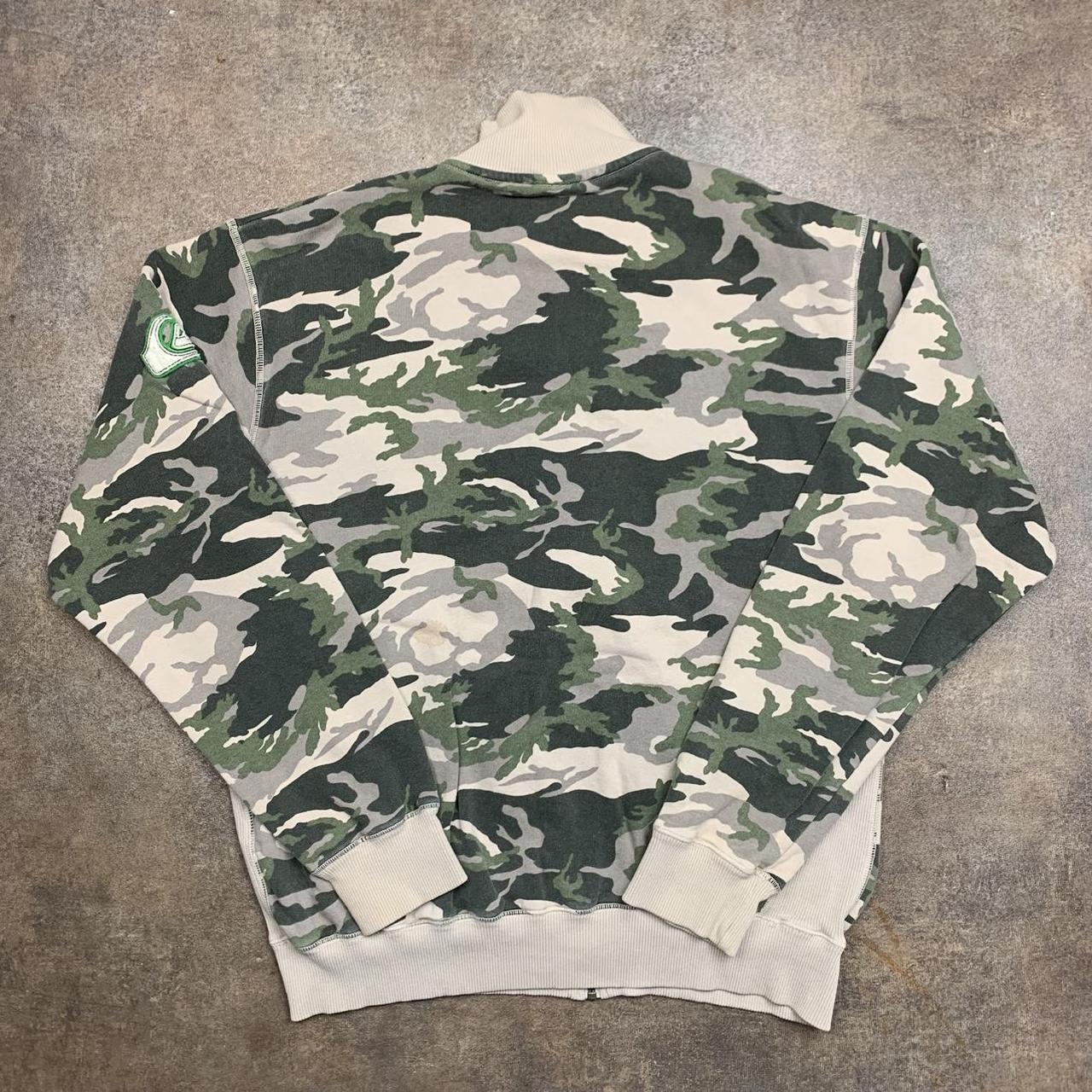Quiksilver 00s camo beige baggy zip sweater