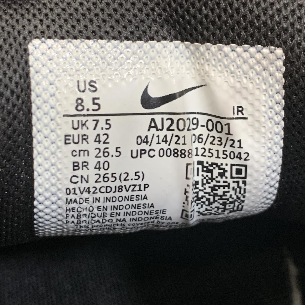 Nike TN black trainers