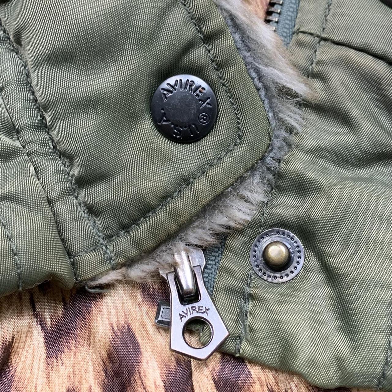 Avirex 00s split hood khaki green utilised jacket