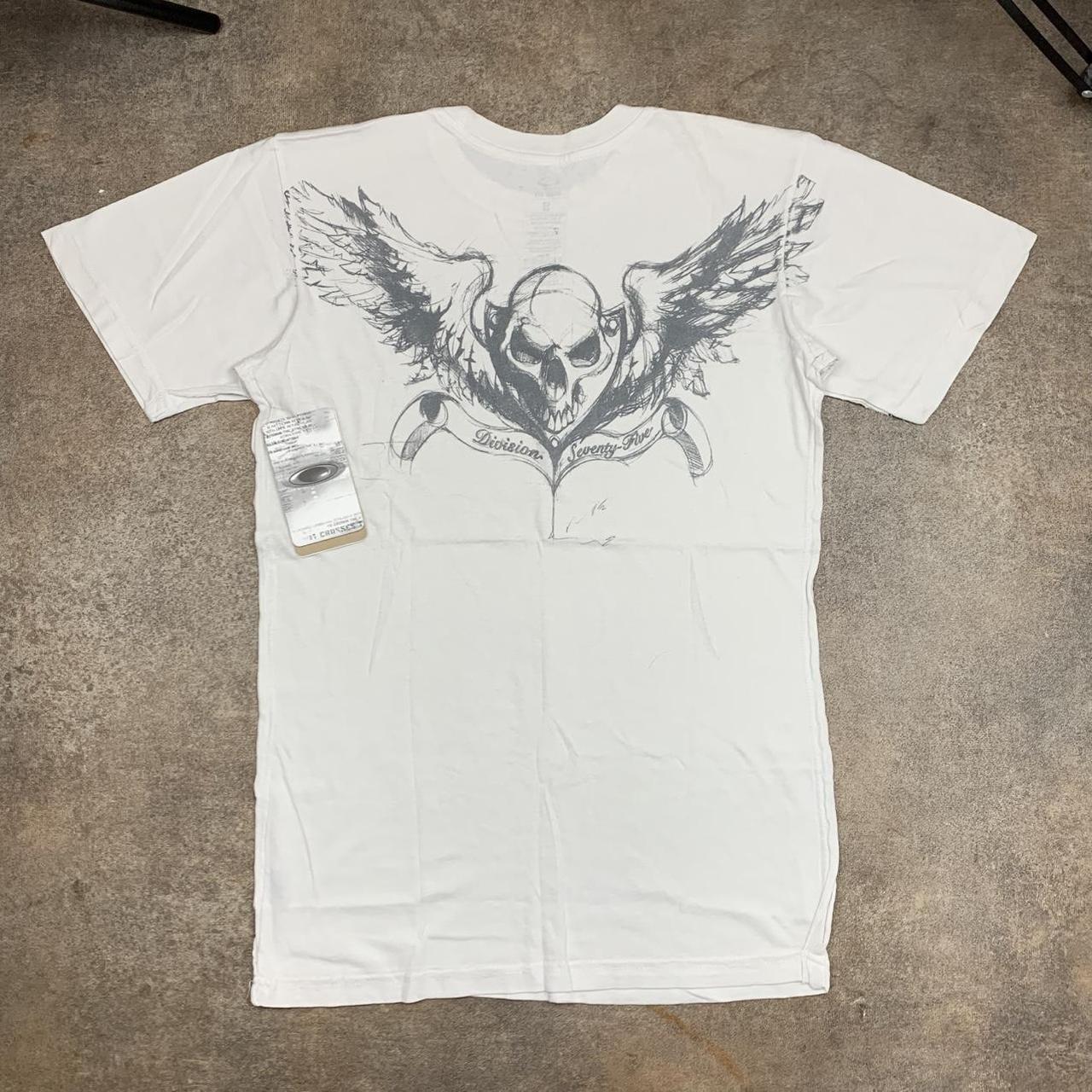 Oakley Flying Tiger 00s white graphic tee
