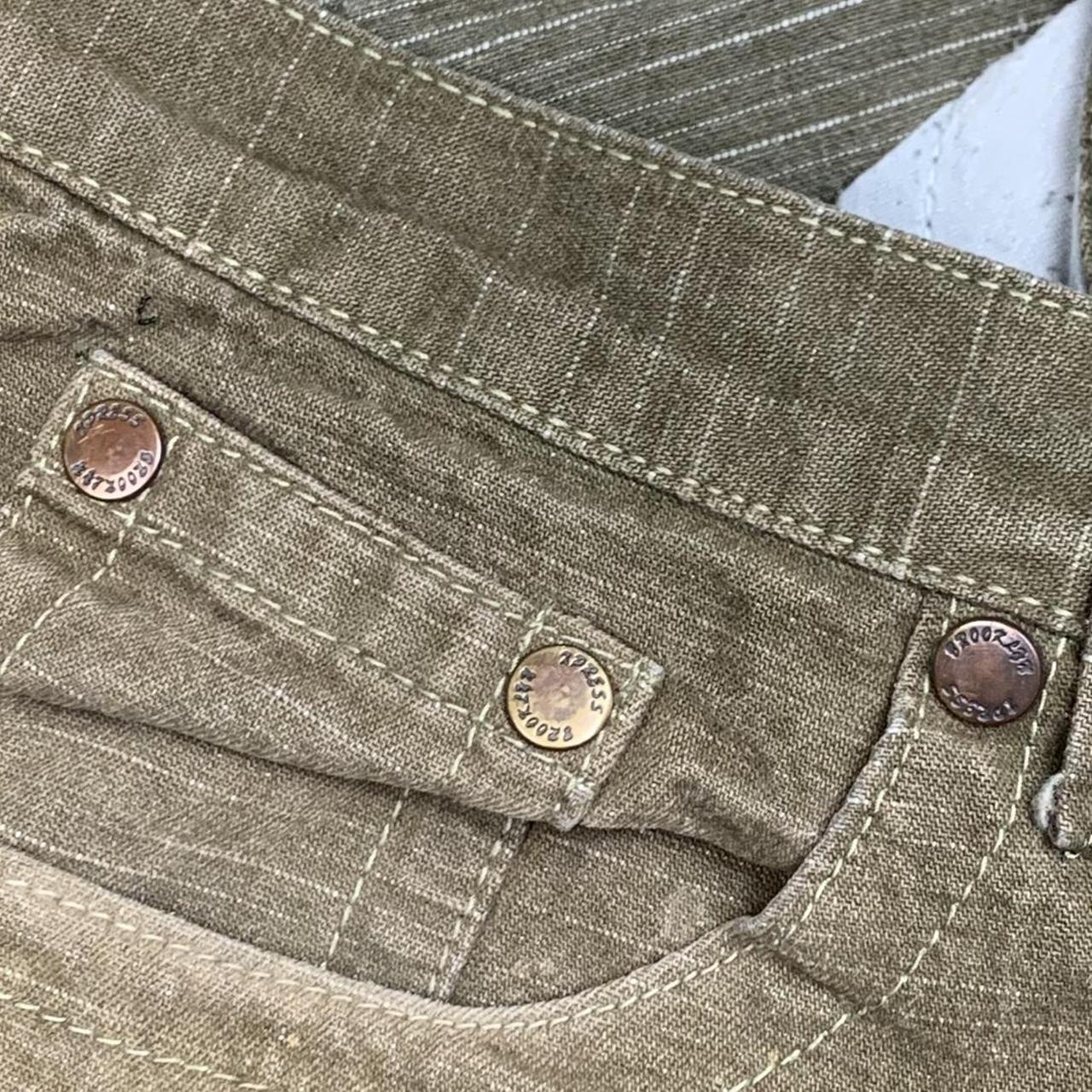 Brooklyn Xpress 90s khaki graphic baggy denim jeans