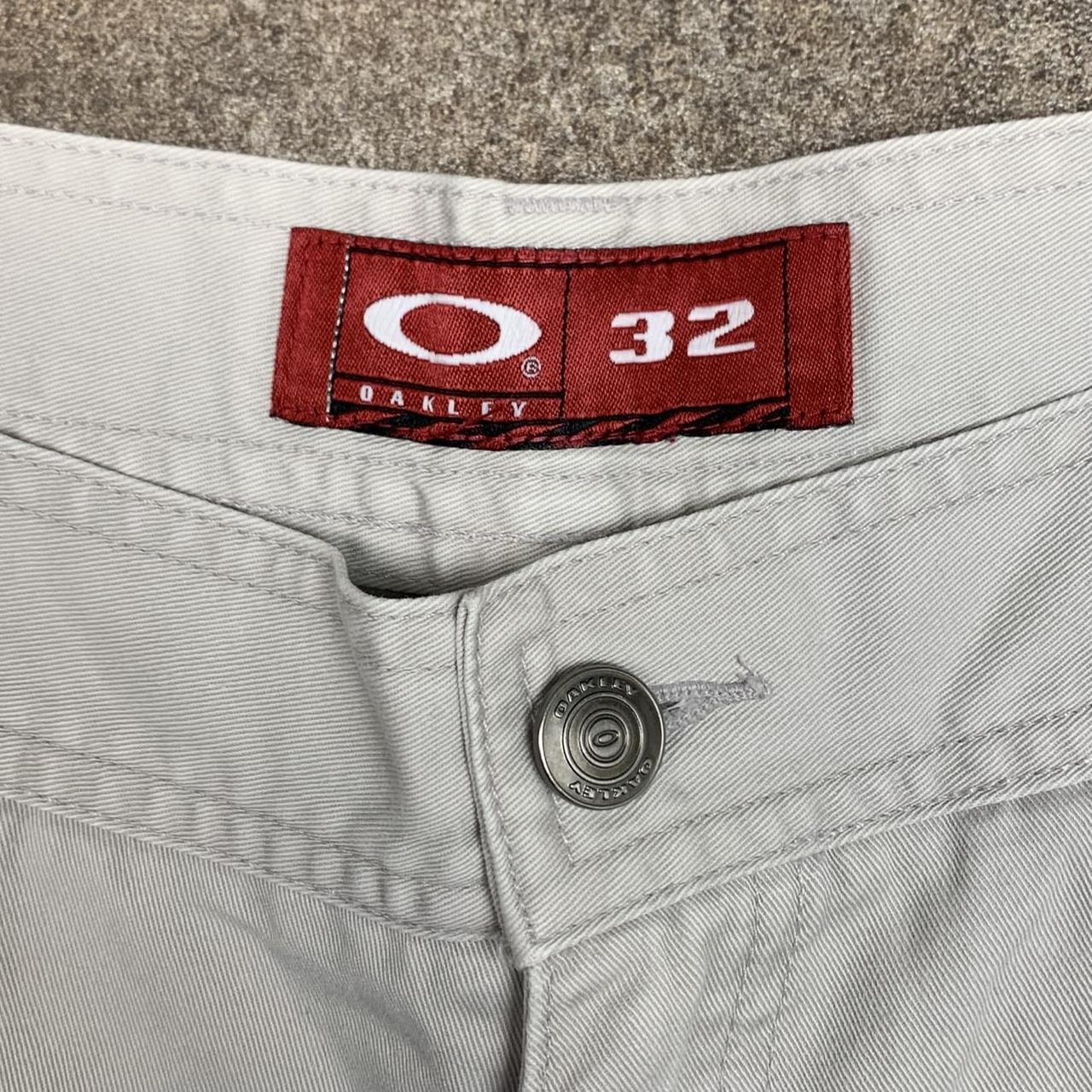 Oakley Software 00s cream baggy shorts