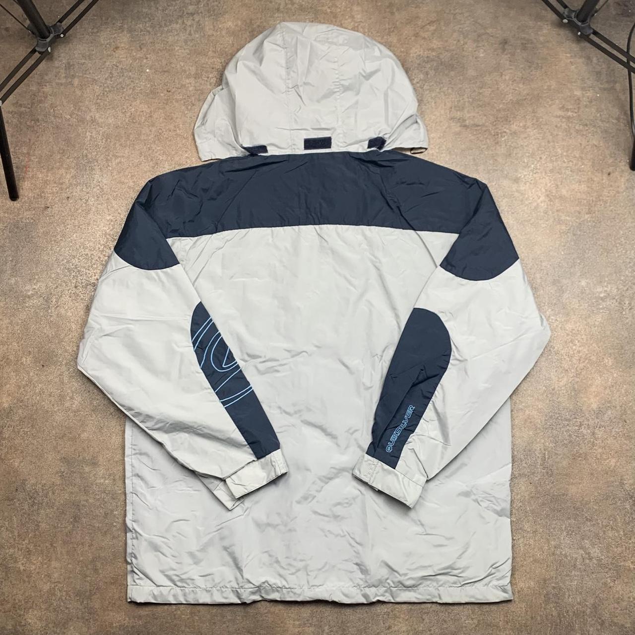 Quiksilver 90s light grey navy rain coat