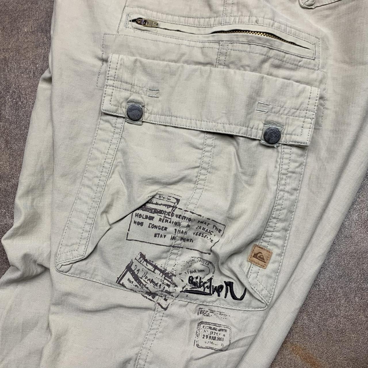 Quiksilver 00s cream baggy graphic cargo trousers