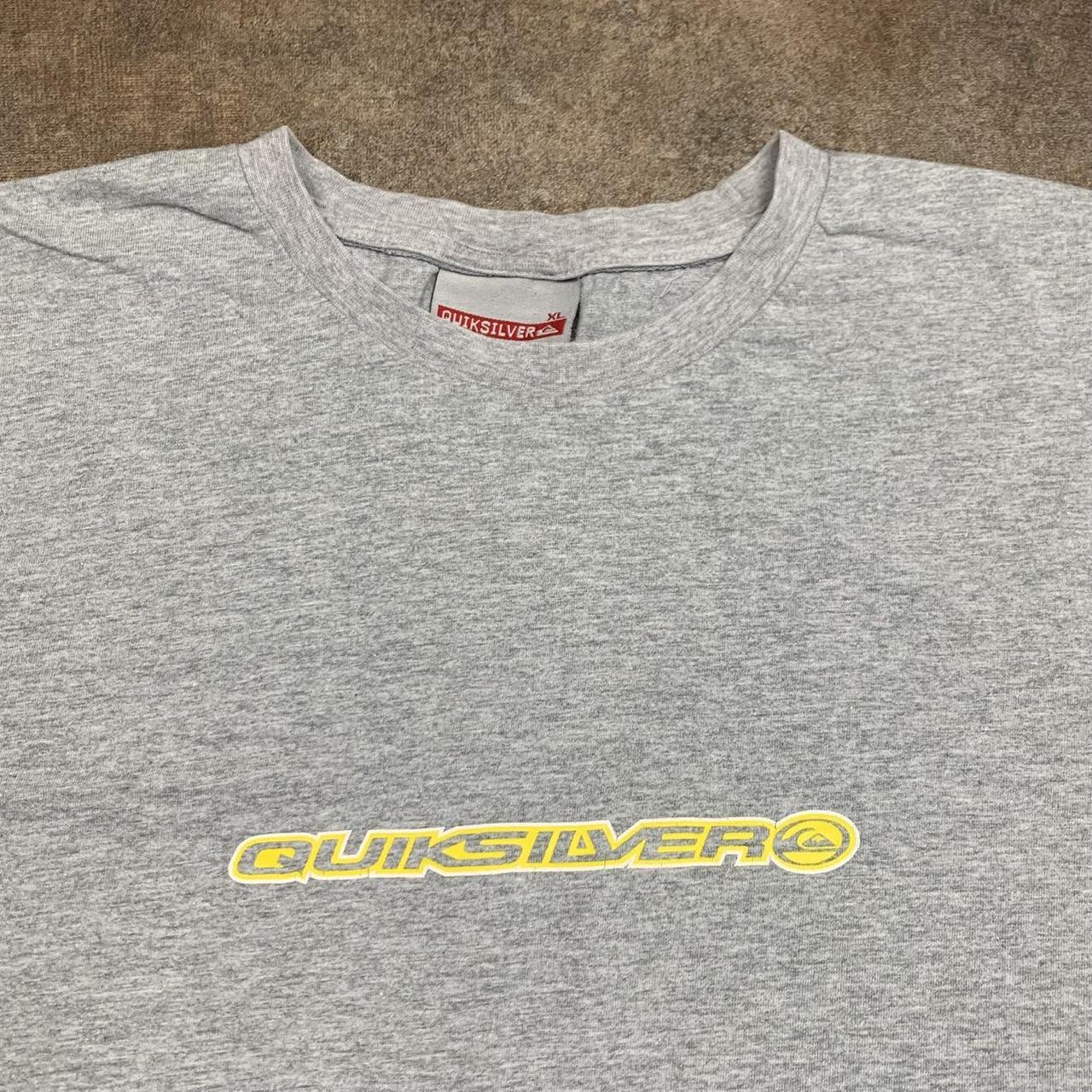 Quiksilver 90s light grey graphic boxy tee