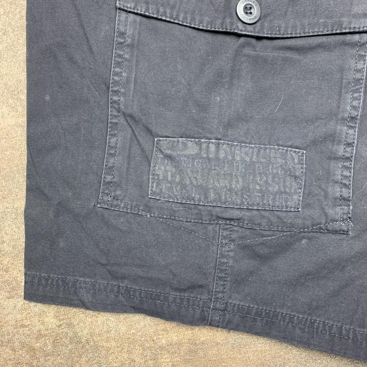 Oakley 00s black baggy graphic cargo jorts