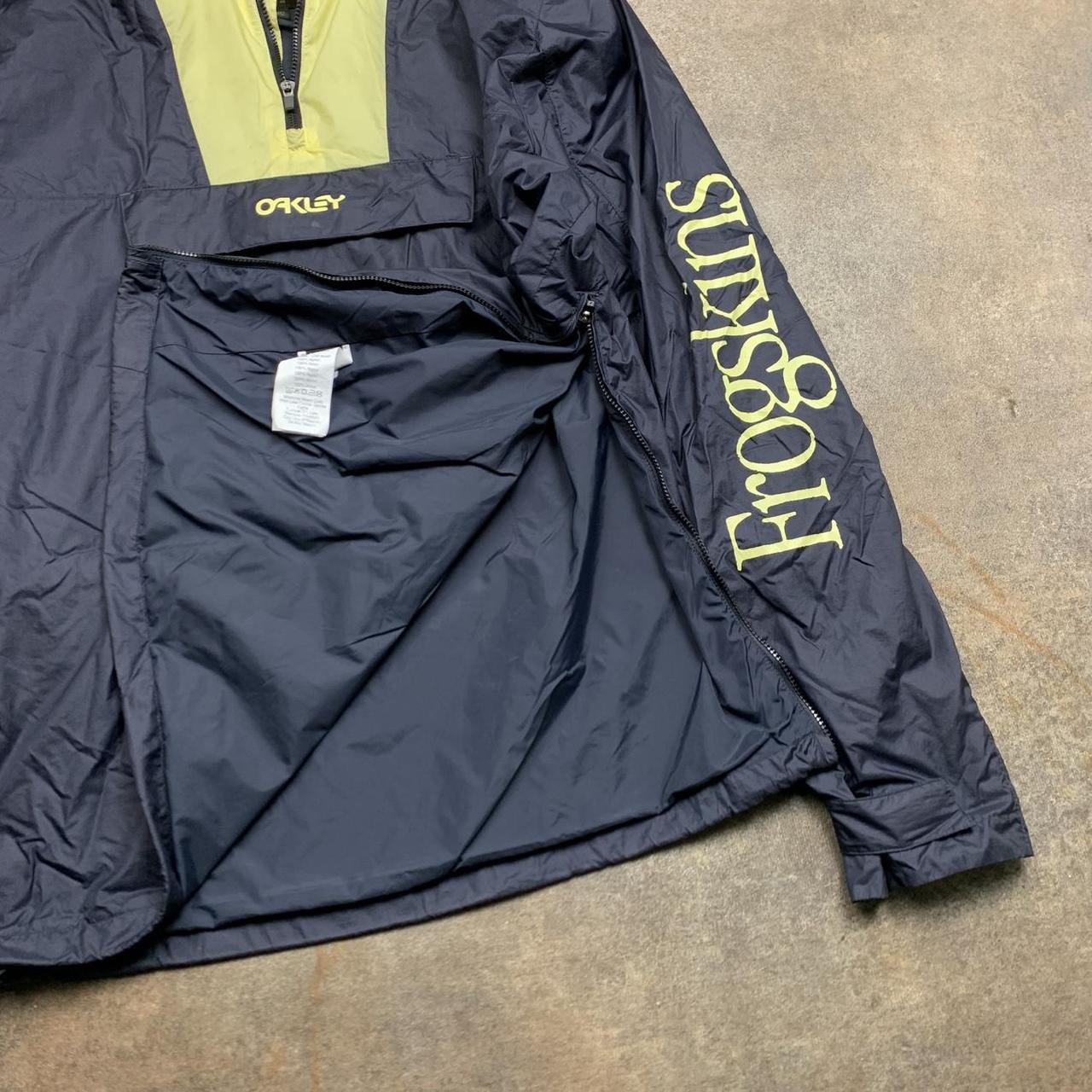 Oakley utilised black yellow graphic lightweight jacket