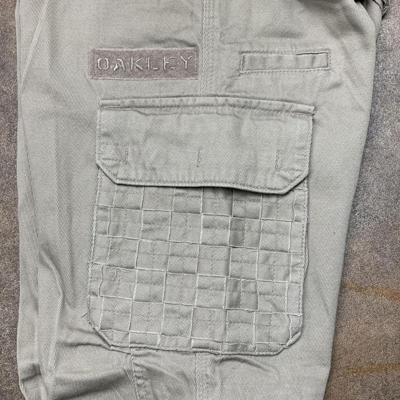 Oakley 00s beige baggy cargo graphic jeans