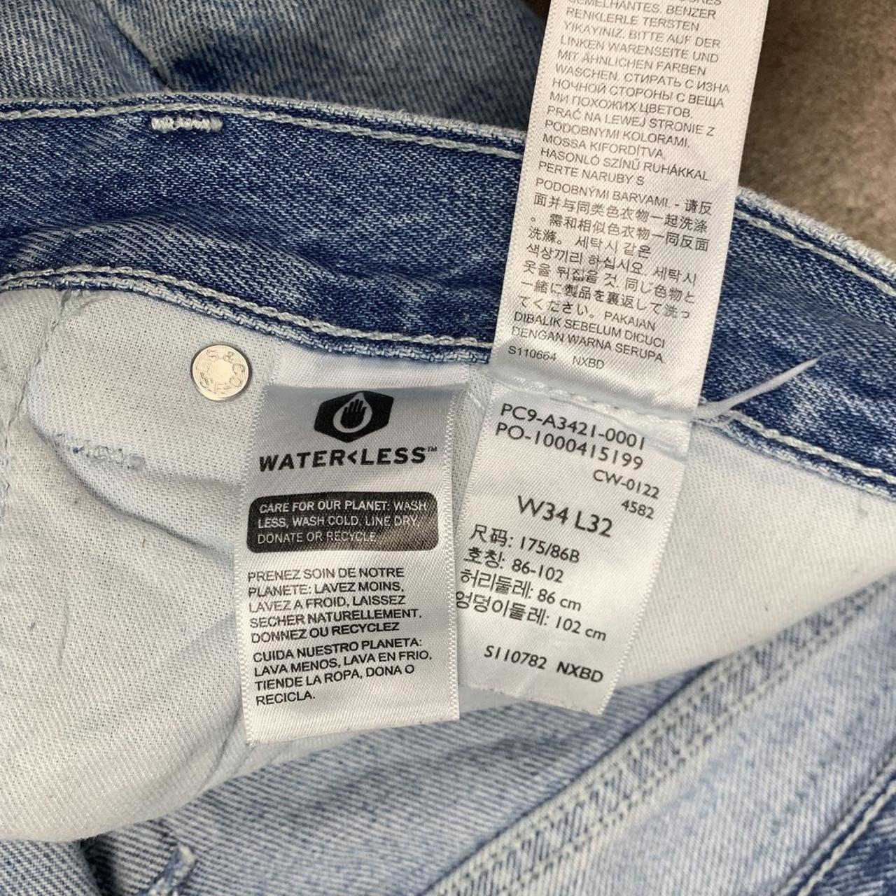 Levi’s Silvertab 00s baggy washed light blue denim jeans