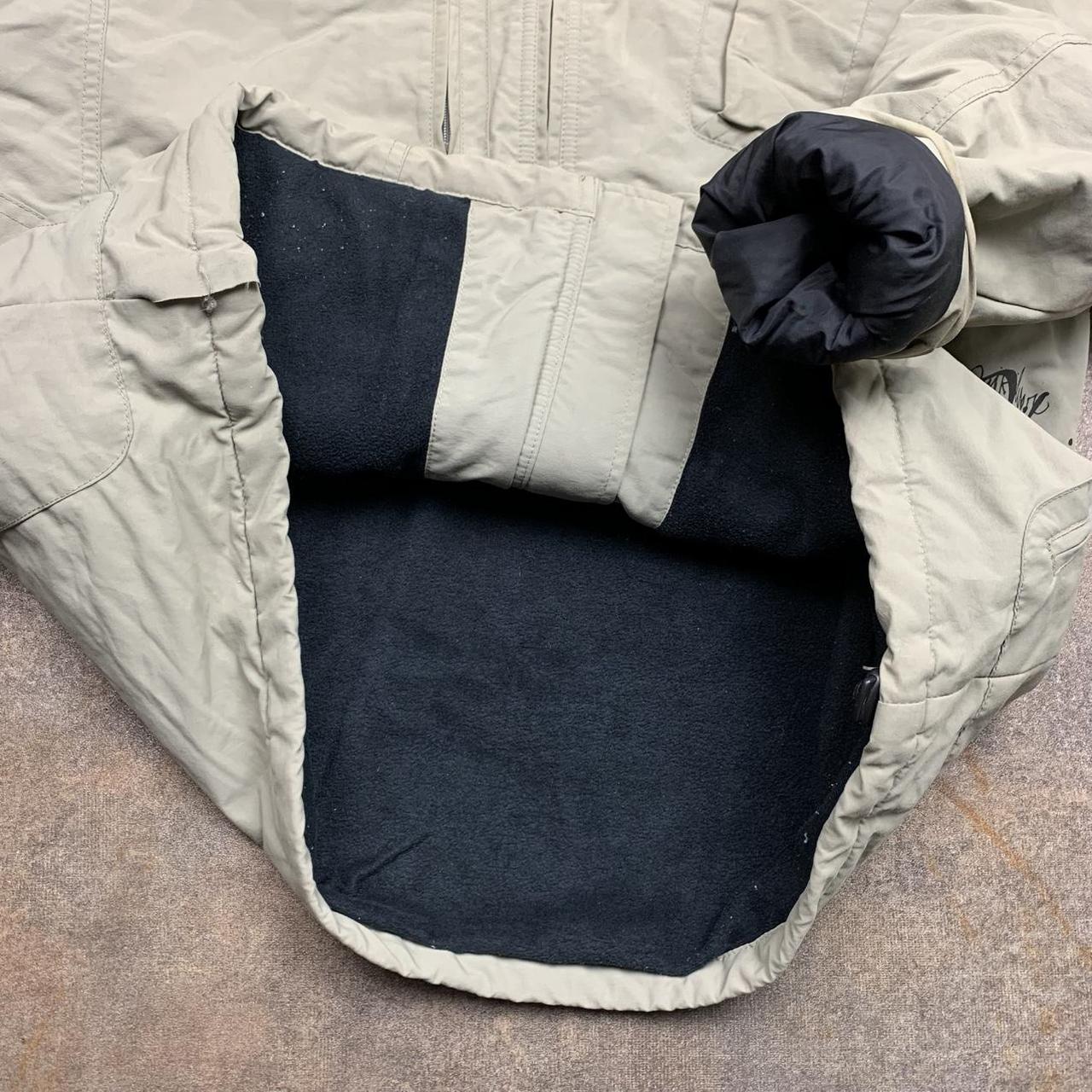 Quiksilver 00s beige utilised graphic ski jacket
