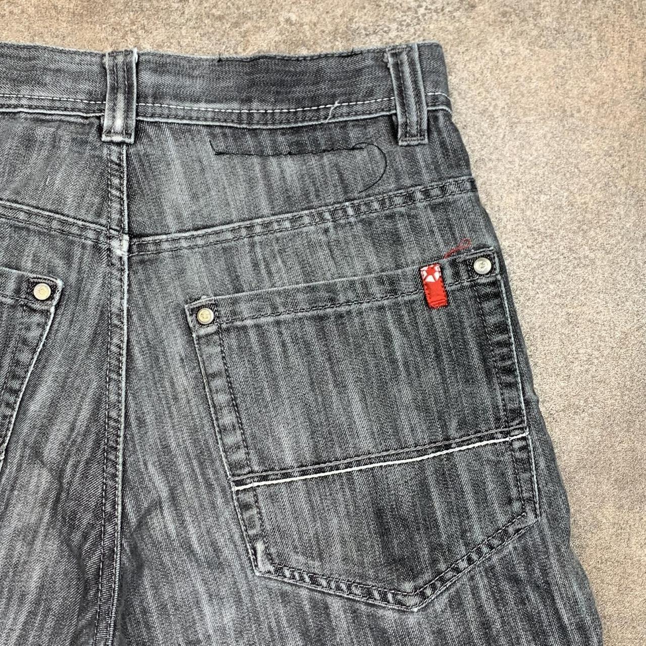 Southpole 00s red tab baggy black grey jorts