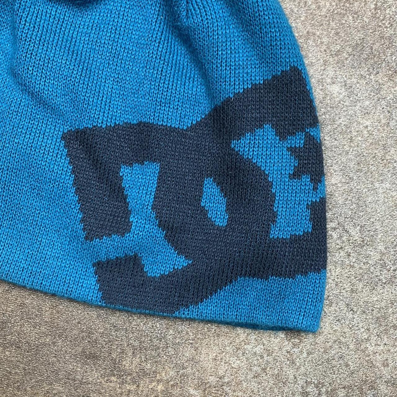 DC Shoes 00s blue black graphic skully beanie