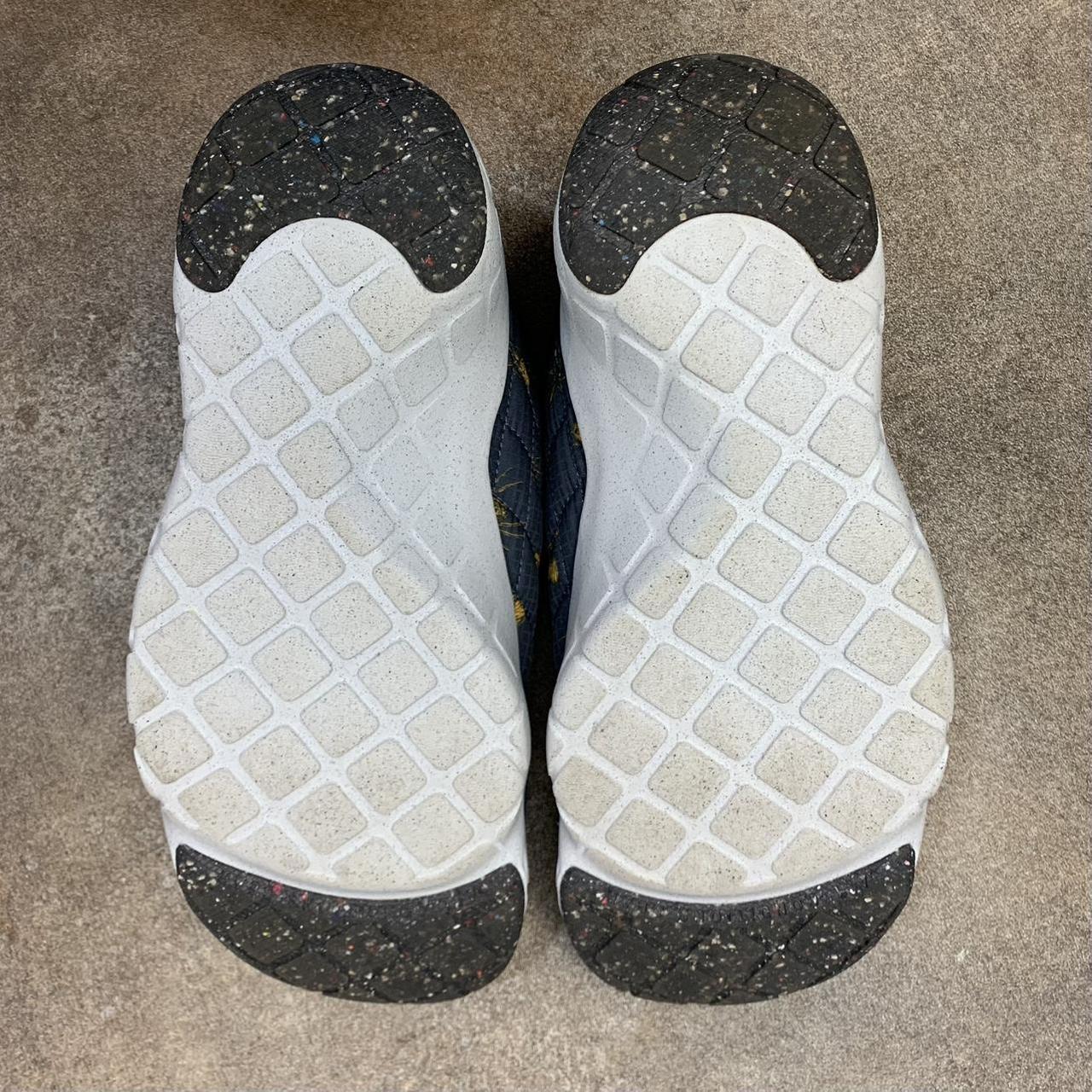 Nike ACG navy slip on trainers (7)