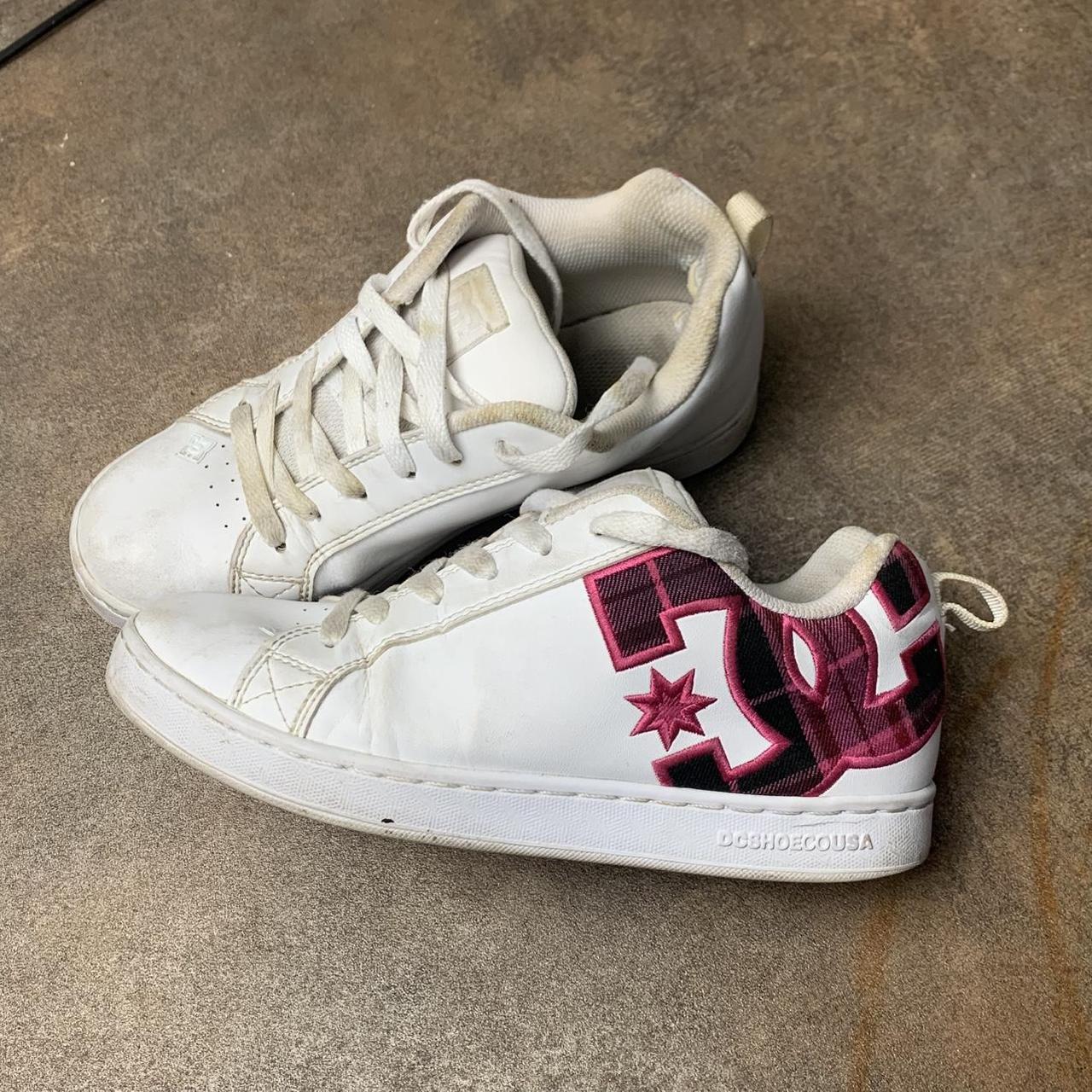 DC Shoes 00s Court Graffik white pink trainers