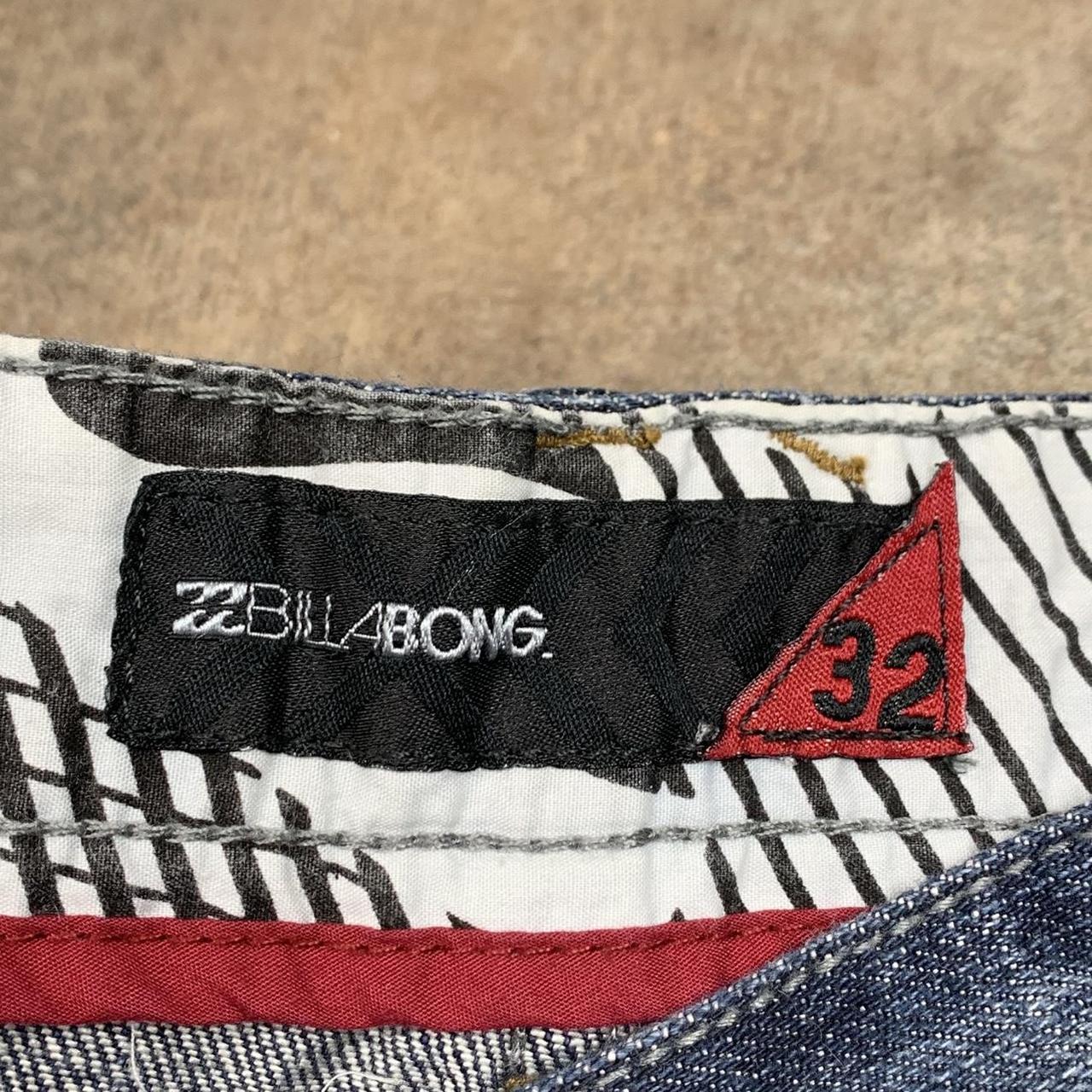 Billabong 00s graphic navy baggy denim jorts