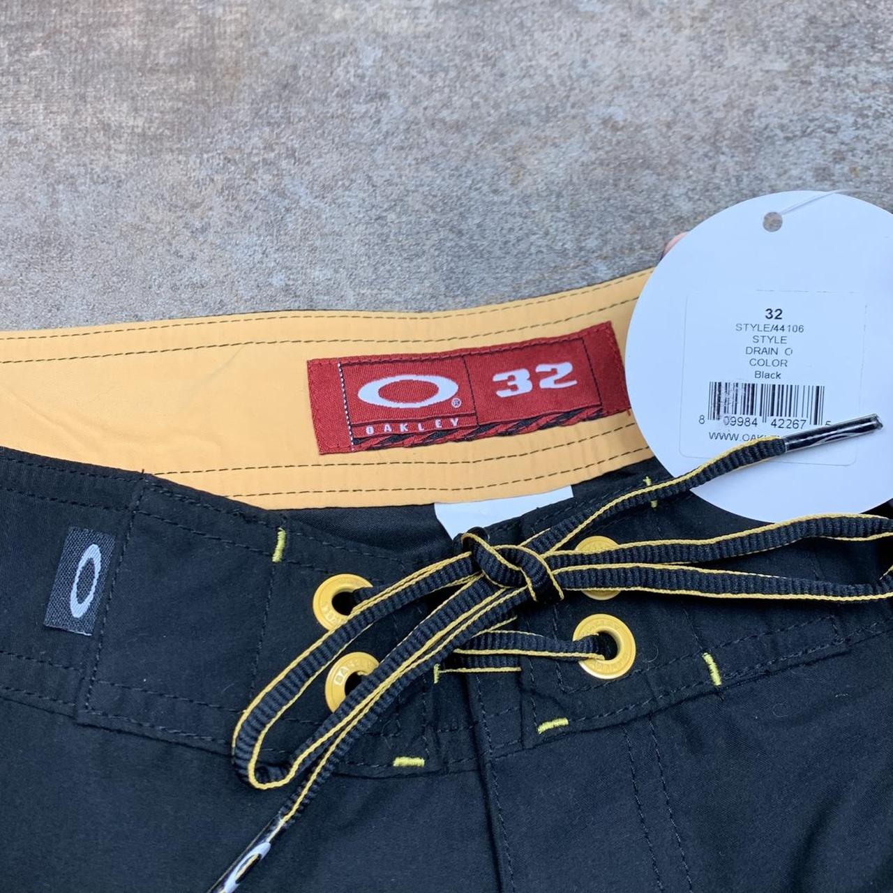 Oakley Software 00s black baggy boardshorts