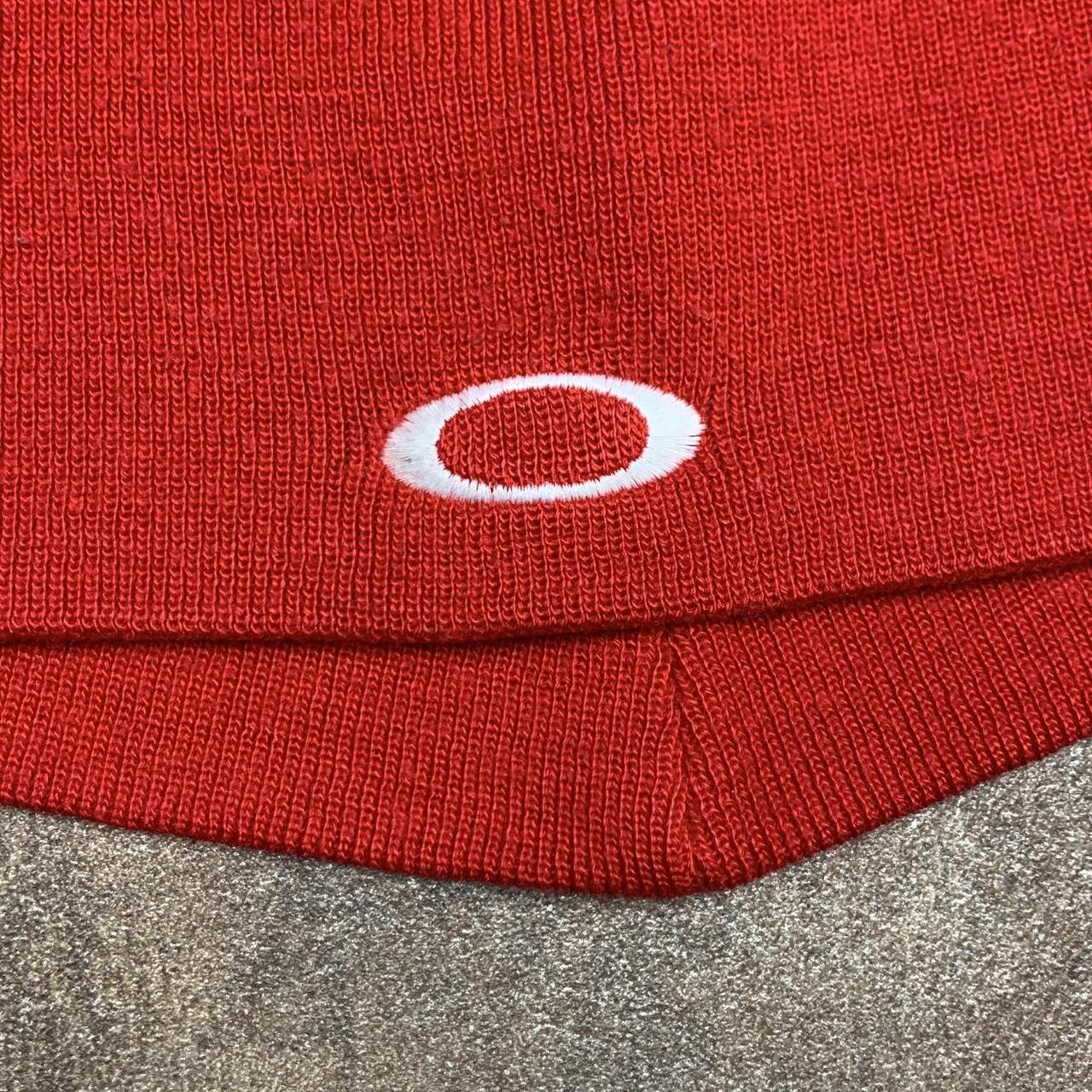 Oakley Software 00s red logo skully beanie