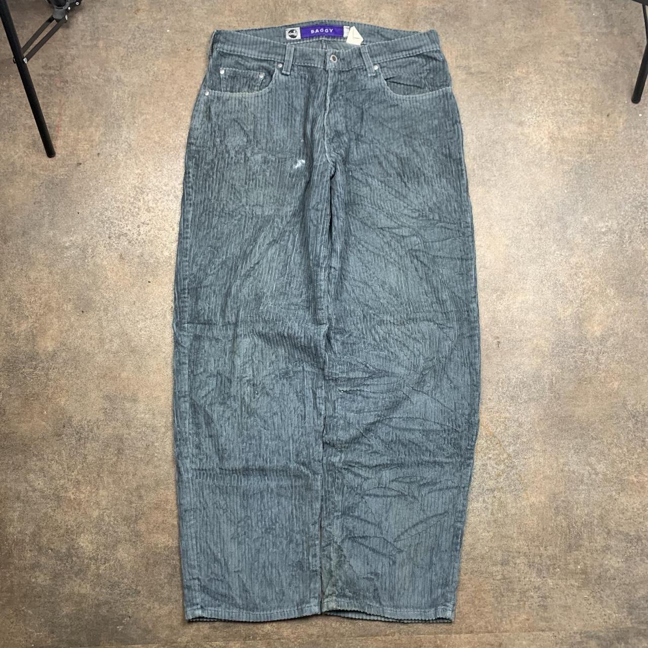Levi’s Silvertab 00s baggy corduroy grey jeans