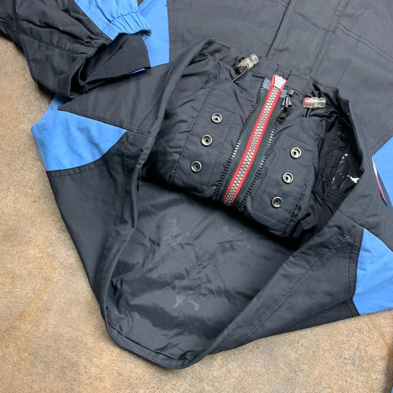 Oakley Software 00s black blue utilised ski jacket