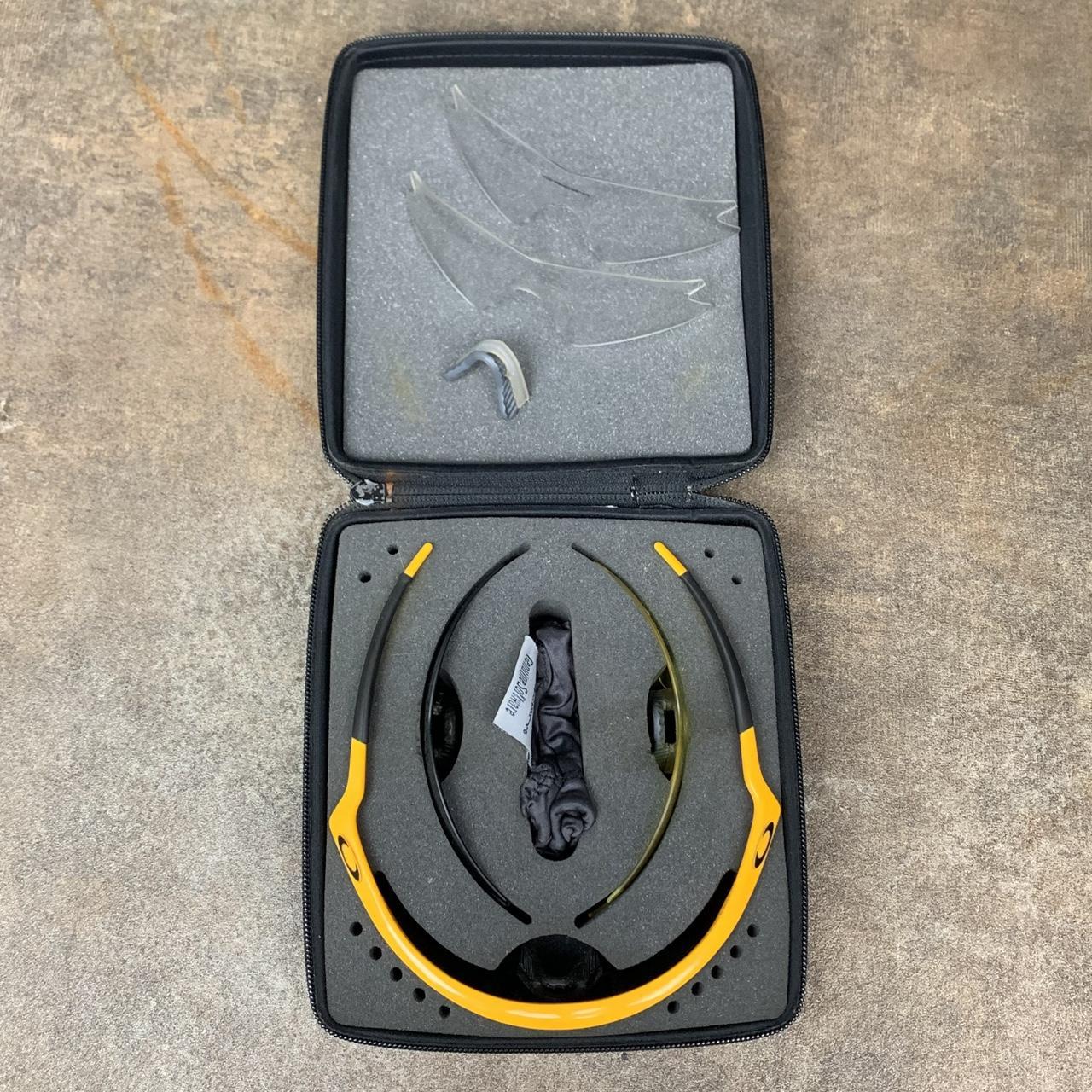 Oakley Software 90s Pro M Frame yellow black sunglasses