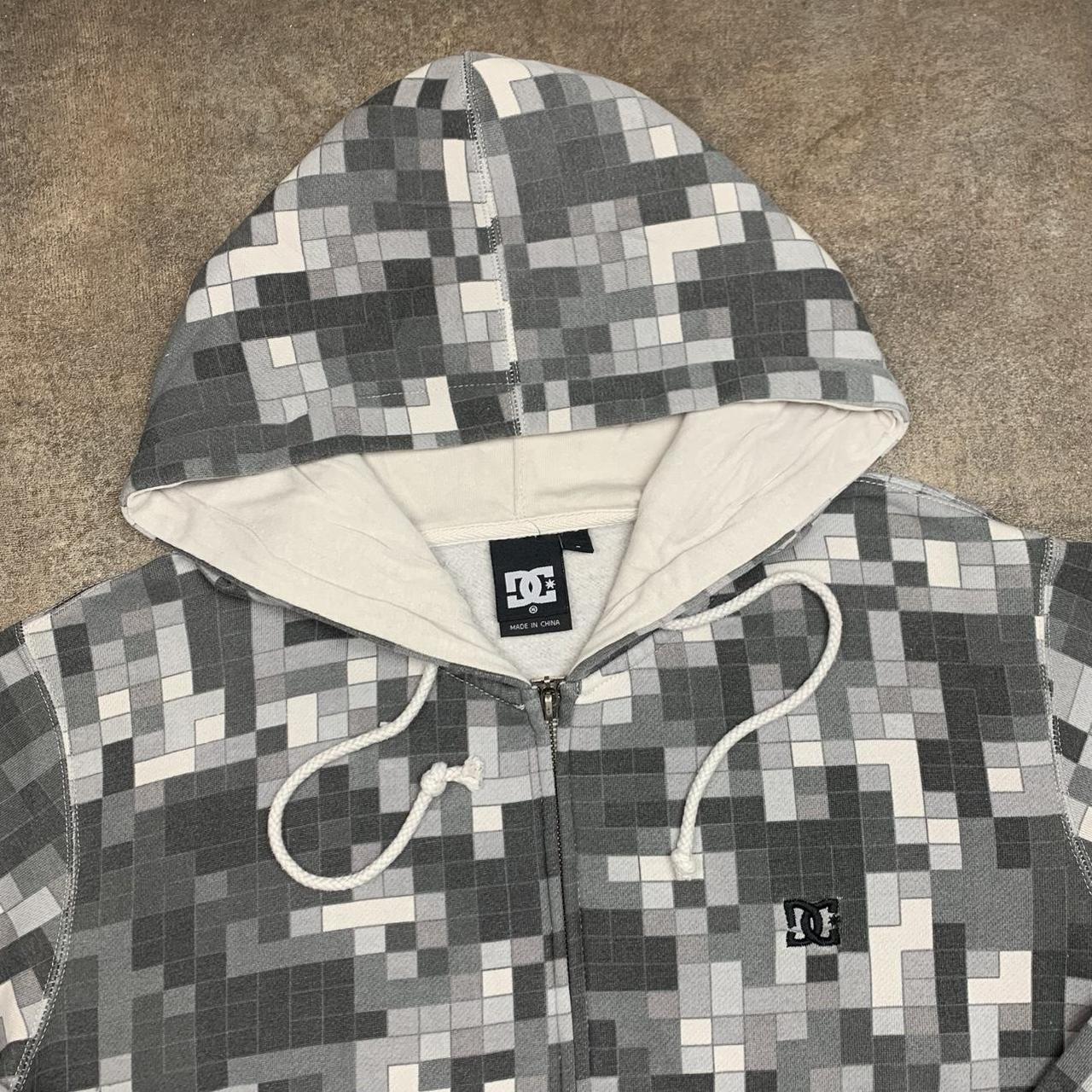 DC Shoes 00s white grey boxy graphic zip hoodie