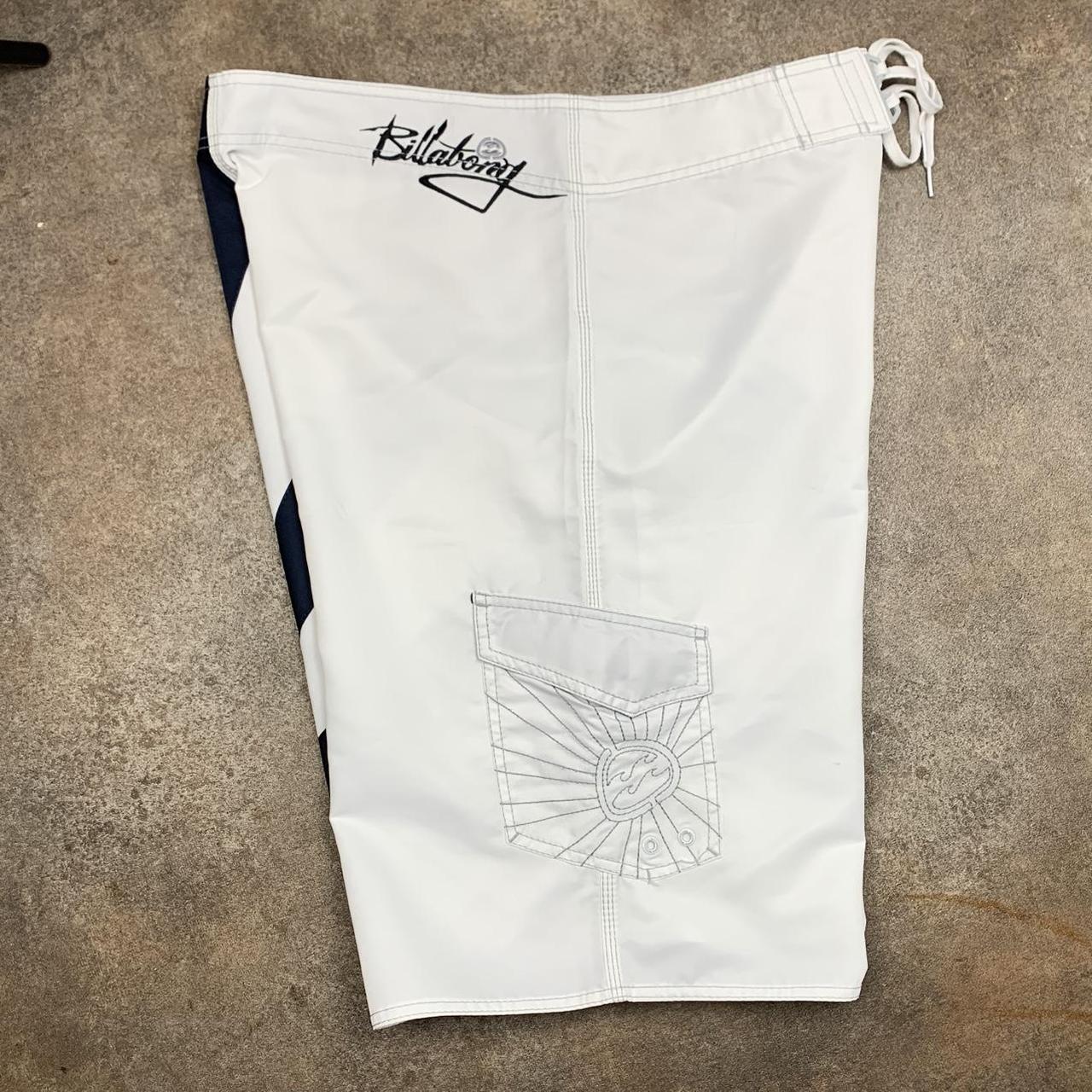 Billabong 00s Andy Iron graphic white boardshorts