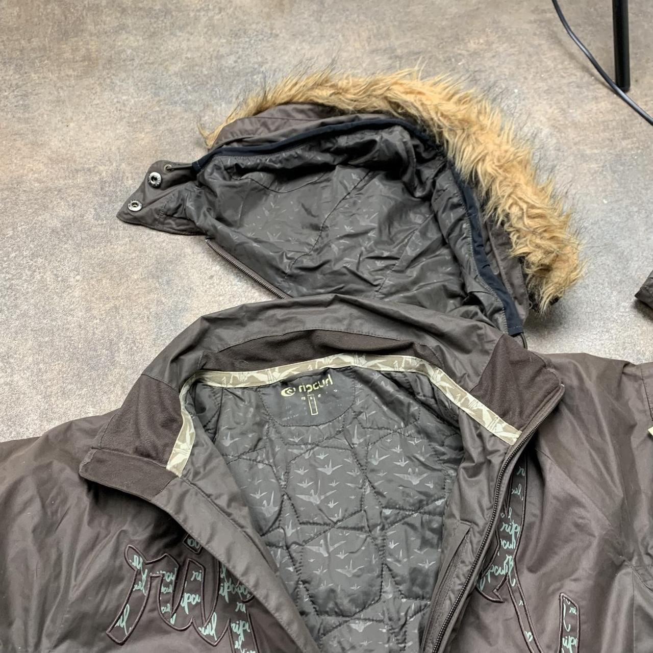 Rip Curl 00s brown ski fur hood graphic jacket