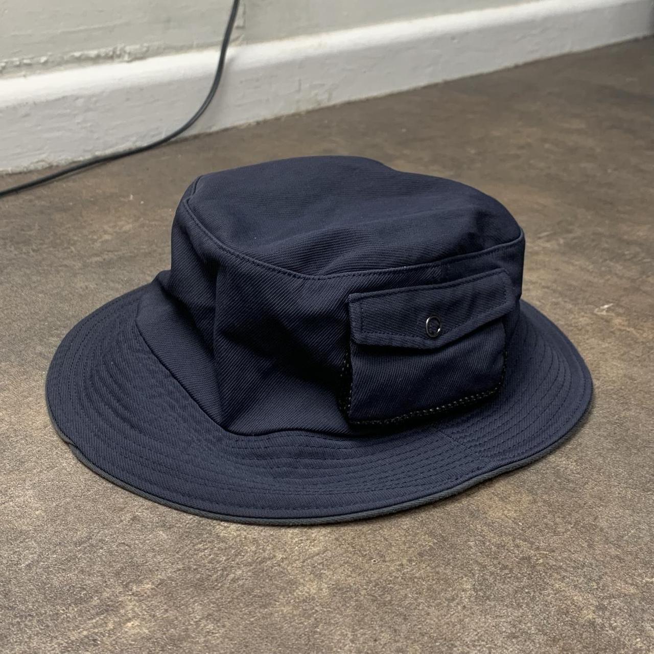Oakley Software 90s dark navy pocket bucket hat