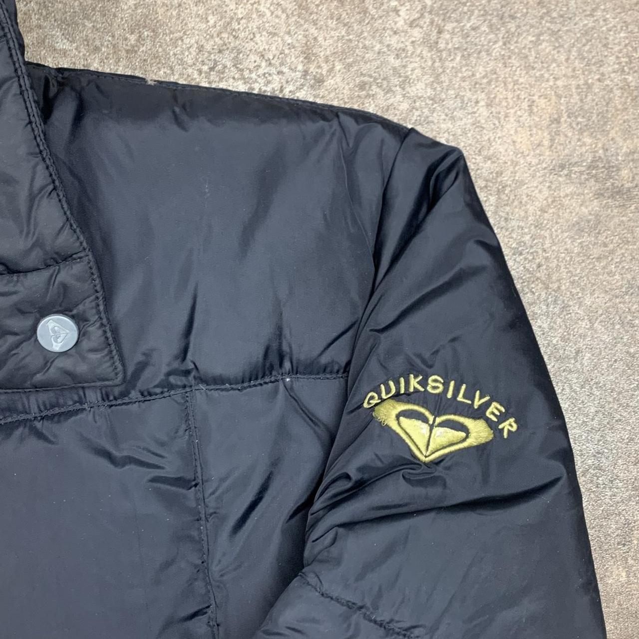 Quiksilver 90s black puffer lined jacket