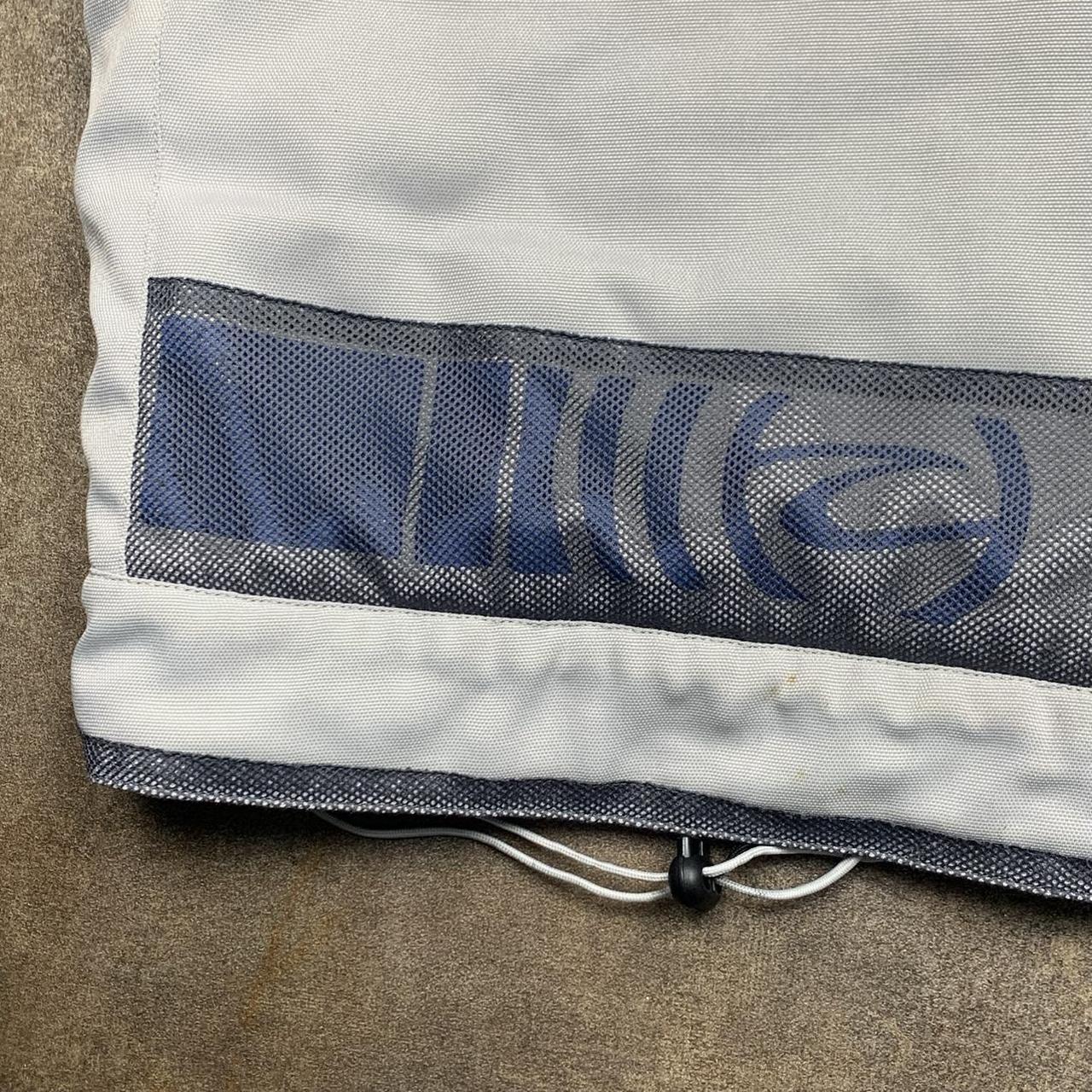 Rip Curl 00s white graphic utilised jacket