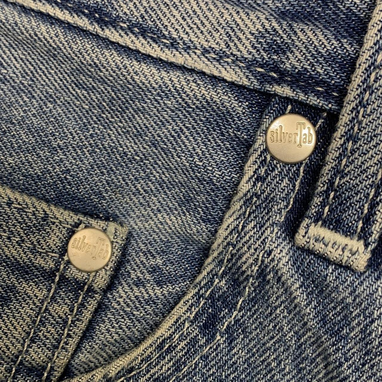Levi's Silvertab 00s baggy blue denim jorts
