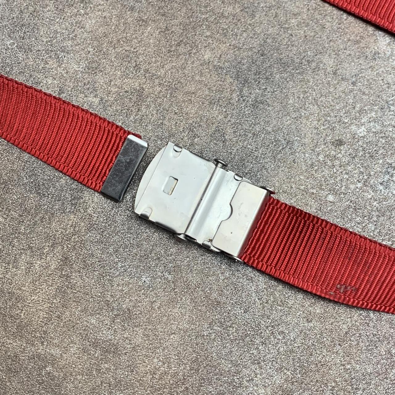 Mambo 00s red webbed belt