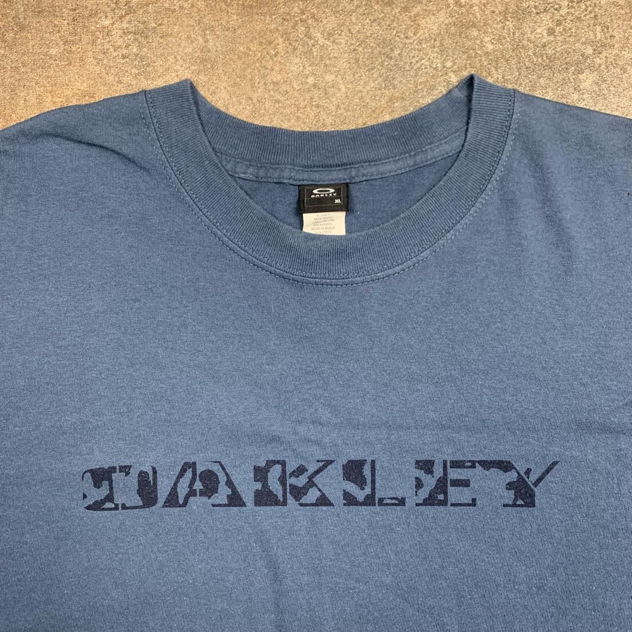 Oakley 00s blue navy logo graphic tee